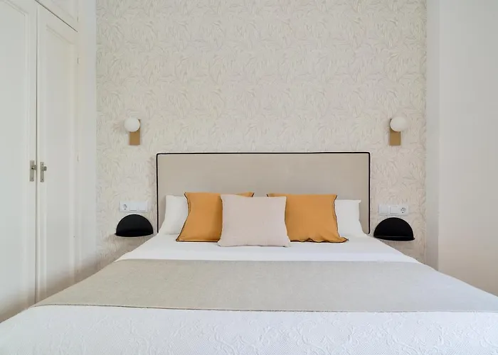 Orange Square Rooftop Apartment 250 M2