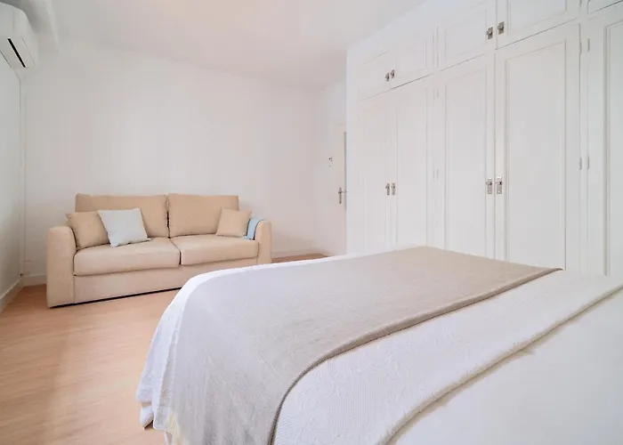 Orange Square Rooftop Apartment 250 M2